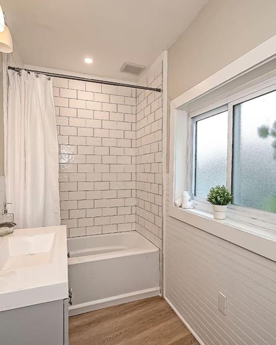 Hip And Bright Lawerenceville 2 Bed Easy Parking Pittsburgh Exteriör bild